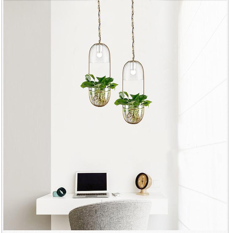 Lileas hanglamp met plantenhouder
