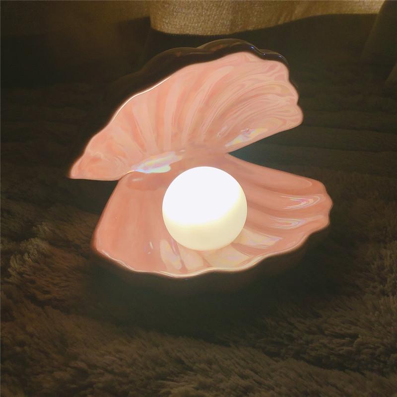 Sirenita schelplamp met parel – productfoto 2