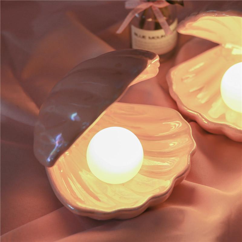 Sirenita schelplamp met parel – productfoto 3