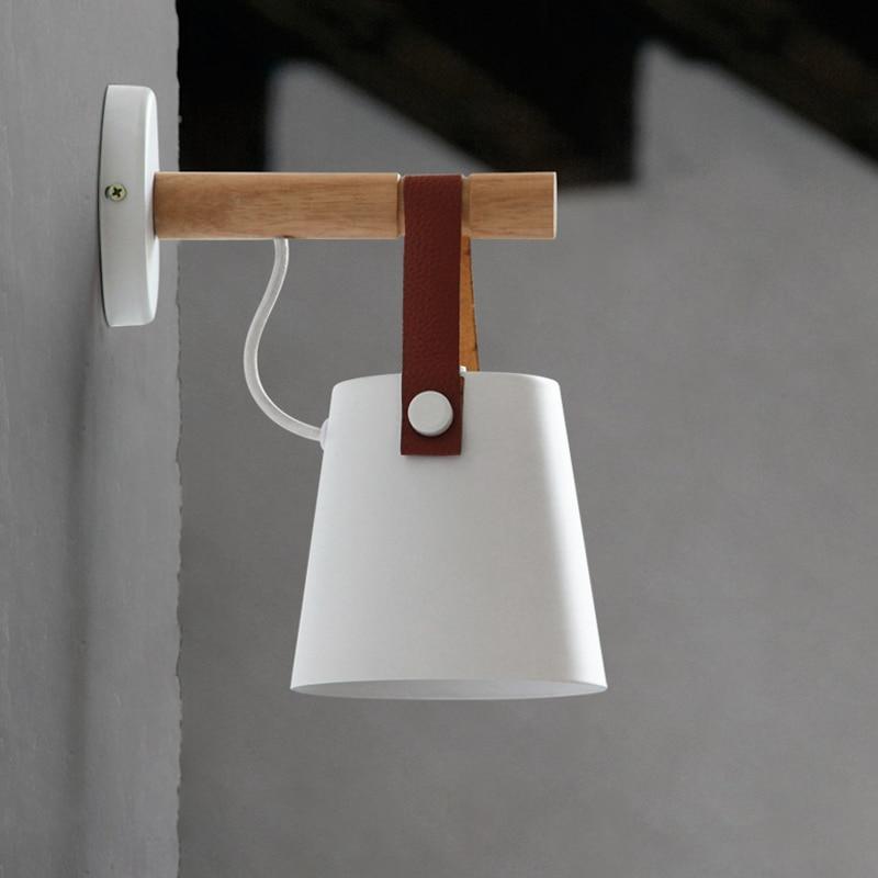 Noordse Houten Hangende Wandlamp