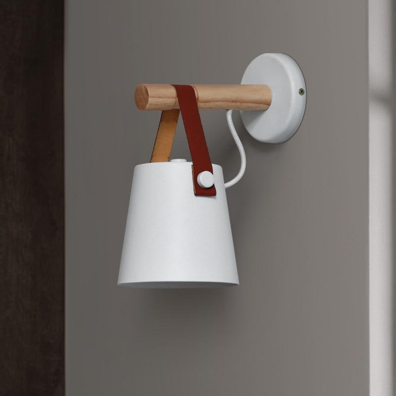 Noordse Houten Hangende Wandlamp
