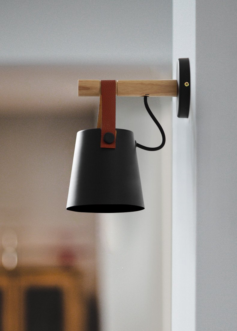 Noordse Houten Hangende Wandlamp