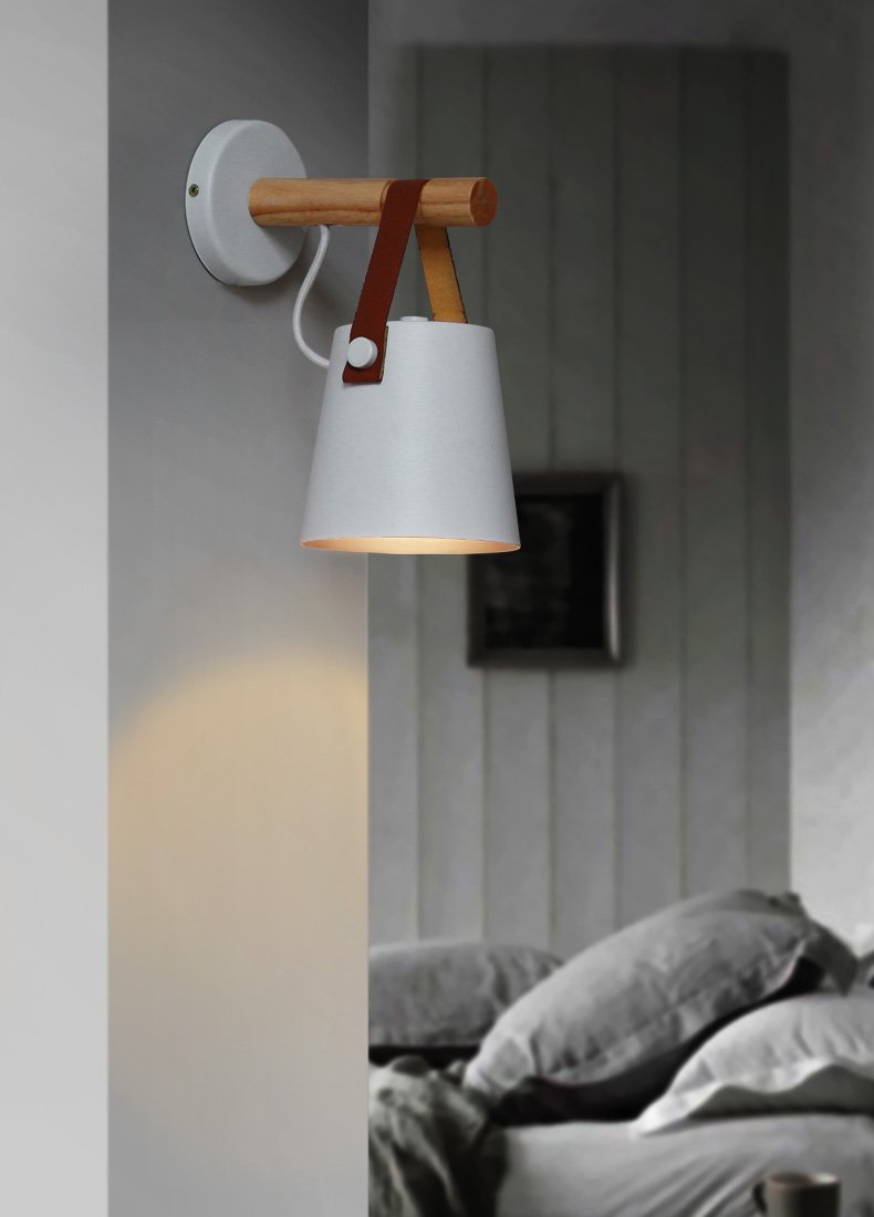 Noordse Houten Hangende Wandlamp