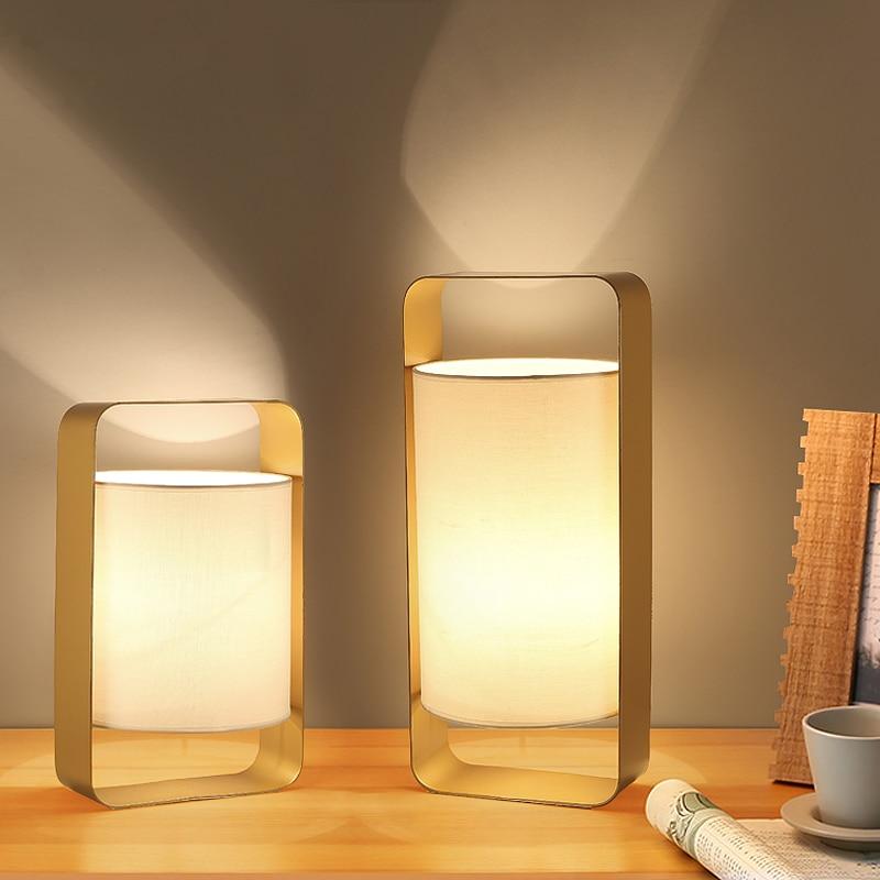 Nate tafellamp met zwevende lantaarn – productfoto 12